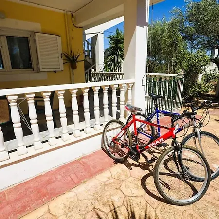 Charming Just Steps From Everything Semesterbostad Kyparissia